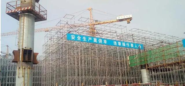 傳統(tǒng)腳手架正在向盤(pán)扣腳手架轉(zhuǎn)型！(圖2)