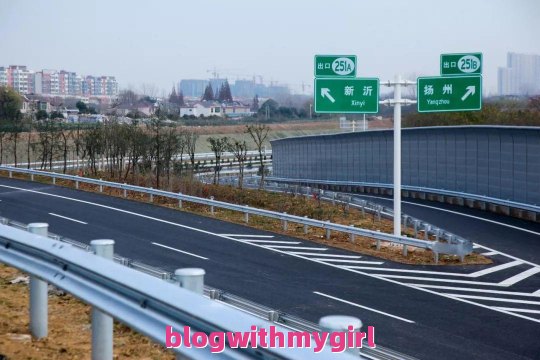 高速路可以换护栏吗（高速路换护栏一天能换多少米）